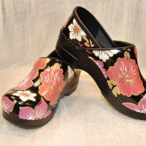 LIMITED EDITION DANSKO HAND PAINTED PROFESSIONAL CLOG - PINK FLORAL